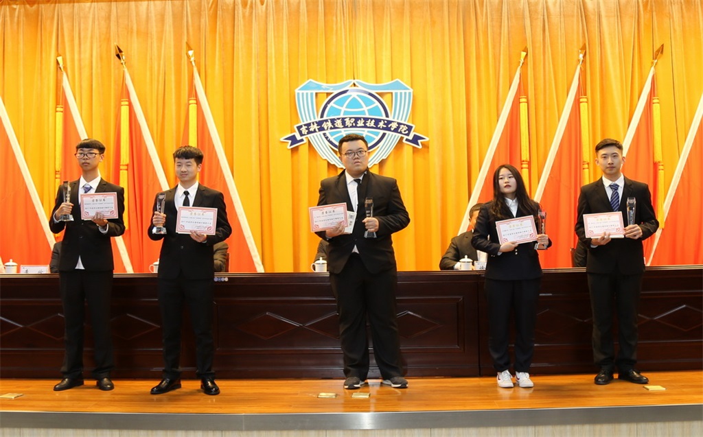 2017年度学生借阅排行榜前5名